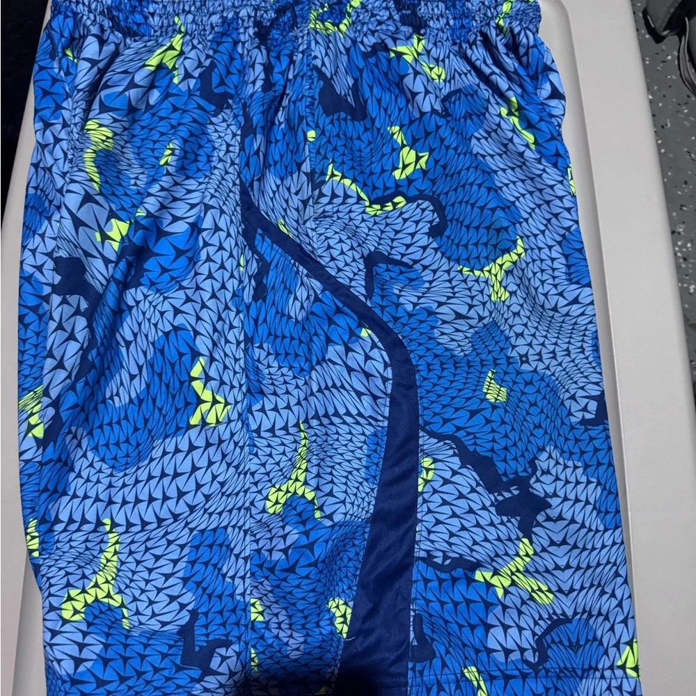 Jordan Blue and Neon Green Athletic Shorts - Picture 4 of 5